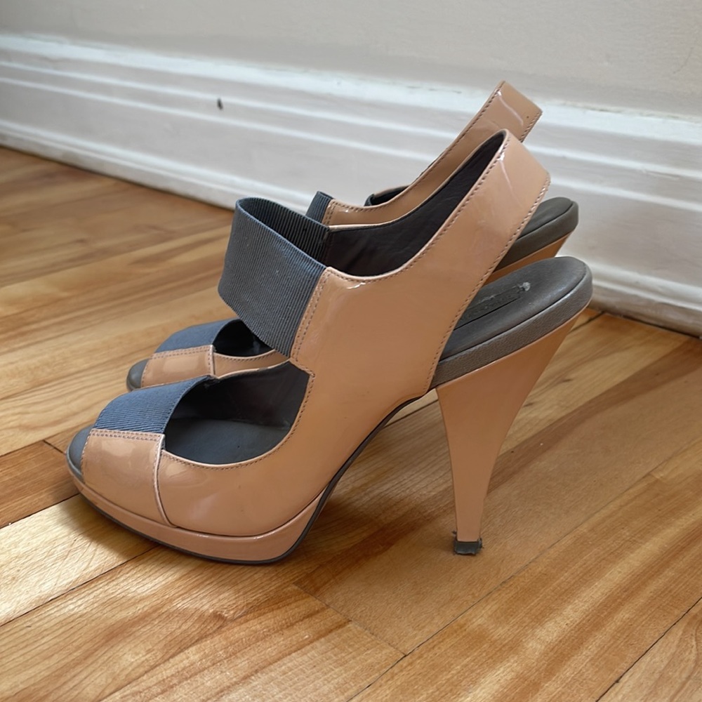 summer open, elegant shoes for any clothes (trousers, skirt, jeans)